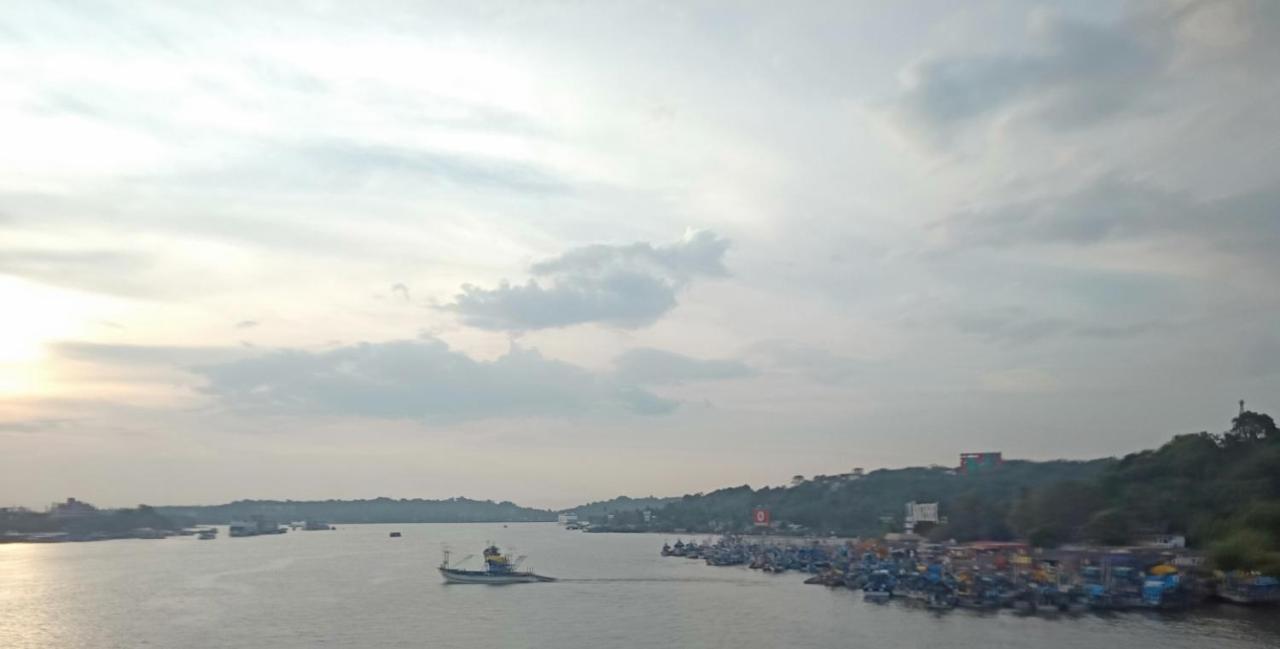 Hotel Republica Panaji Zewnętrze zdjęcie